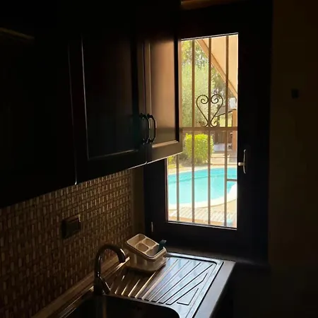 Tenuta Ciaramiti Luxury Garden & Pool Villa *